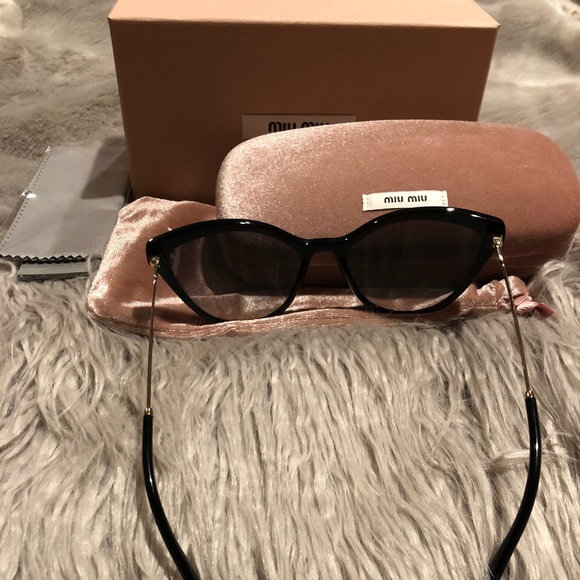 NEW, AUTHENTIC MIU MIU By Prada Core Collection - Picture 5 of 8